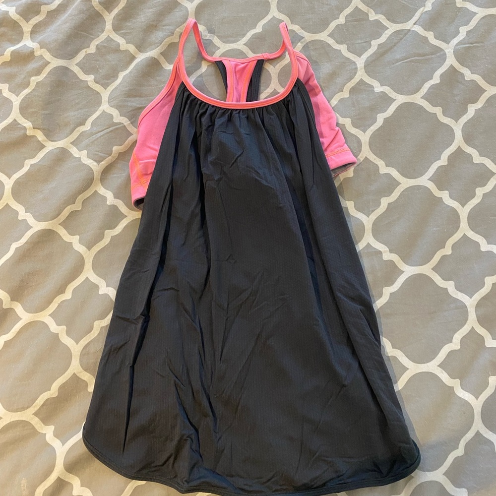 Lululemon top